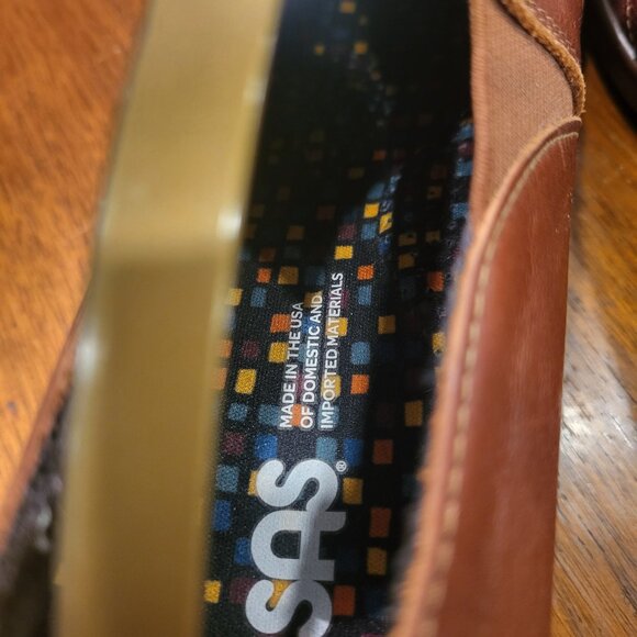 SAS Brown Leather Slip-on Loafers Size 9 Wide - Picture 5 of 6